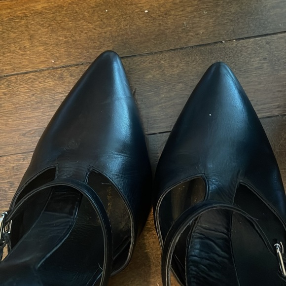 Wishbone heels - Picture 6 of 7